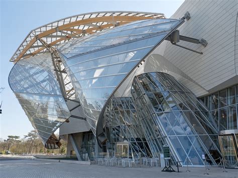 FONDATION LOUIS VUITTON 